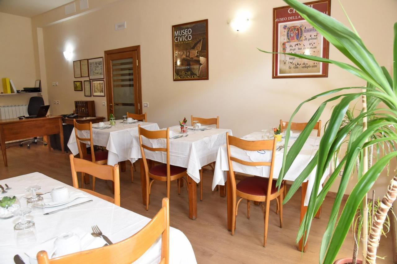 Albergo La Rosetta Chiusi Exterior foto