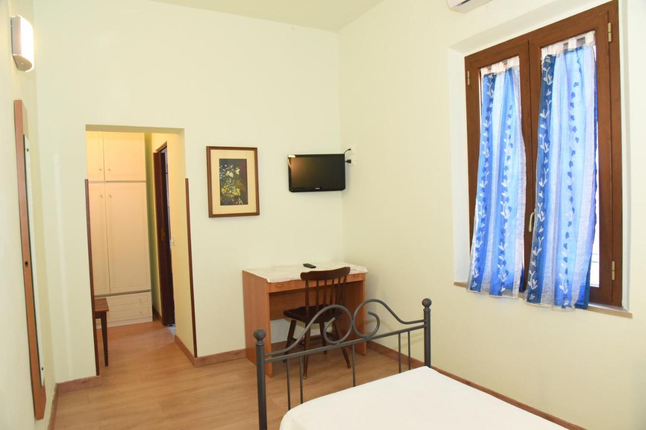 Albergo La Rosetta Chiusi Exterior foto